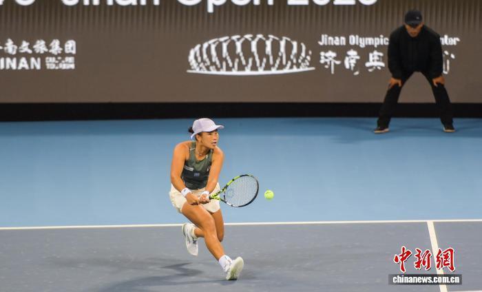 中新社记者, src 中新社记者, src