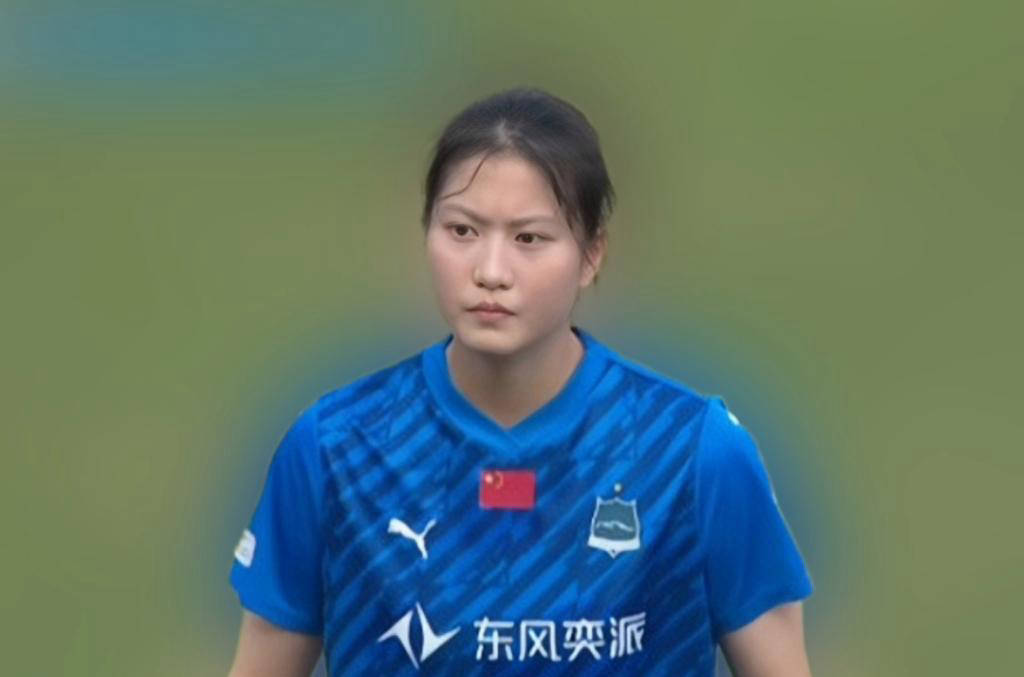 体育中心上, 在第二轮比, 吴海燕禁区 体育中心上, 在第二轮比, 吴海燕禁区